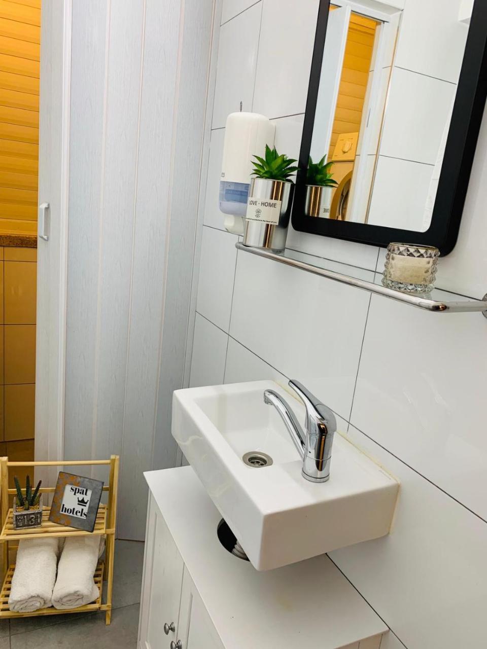 Spat Vip Apartment Bat Yam Esterno foto